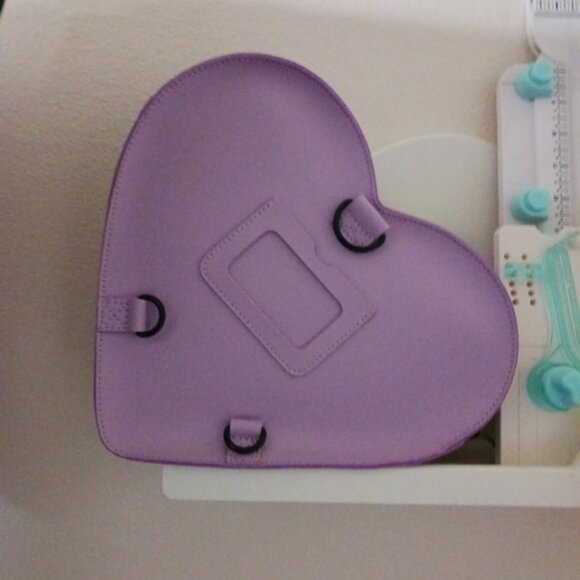 Rare NWT Dr. Marten's Convertible Leather Heart Backpack in Lilac Kiev - Picture 11 of 12